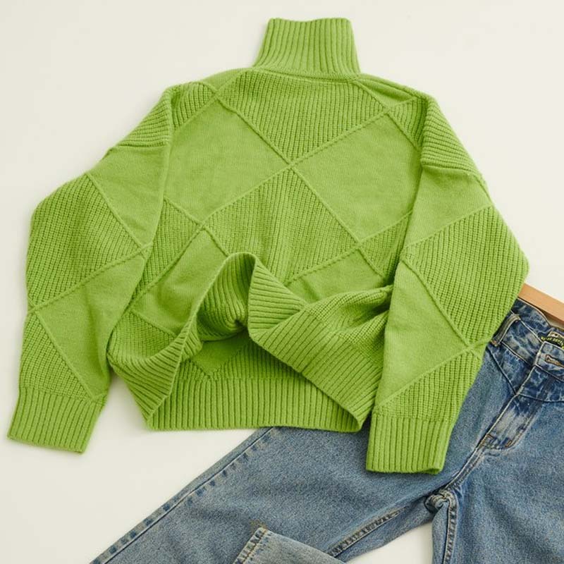 Casual Knitted Sweater in Solid Color