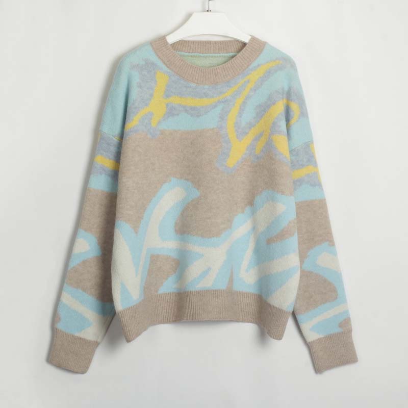 Casual Sweater with Color Blocks