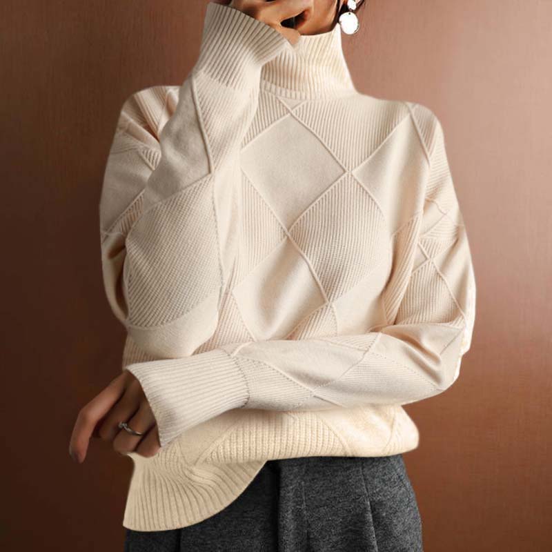 Casual Knitted Sweater in Solid Color